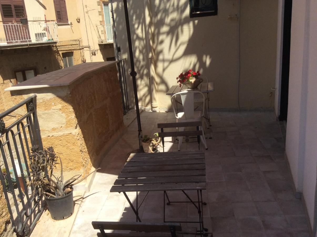 Charme In Centro - Tourist Rental Agrigent Exterior foto